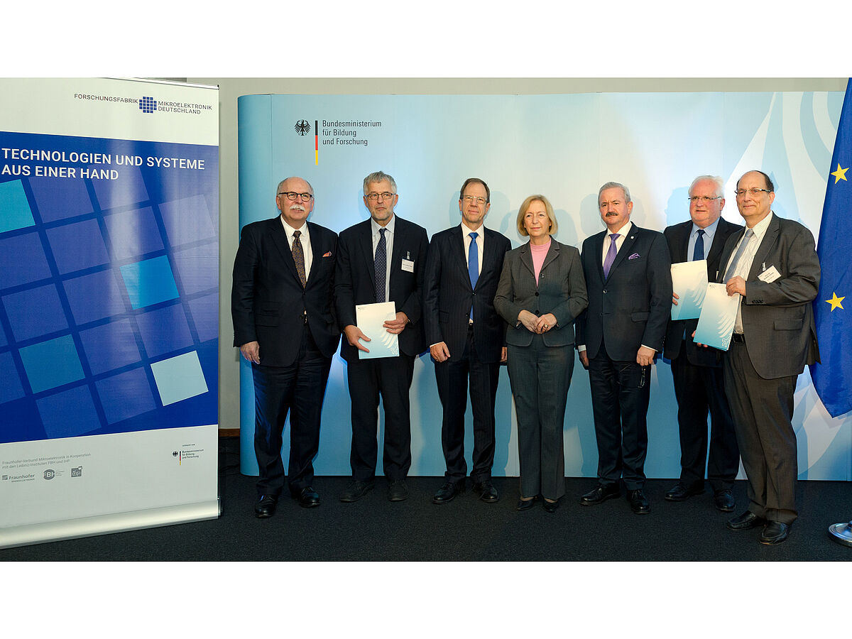 The “Research Fab Microelectronics Germany” gets off the ground