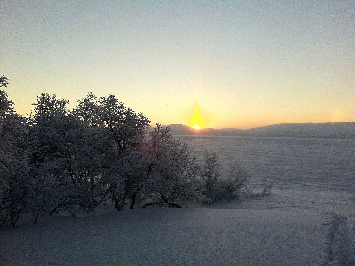 Still und starr liegt der See